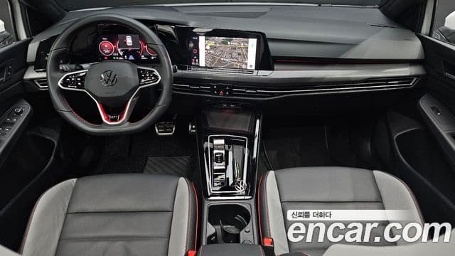 Volkswagen Гольф 8세대 2.0 GTI, 2024 7