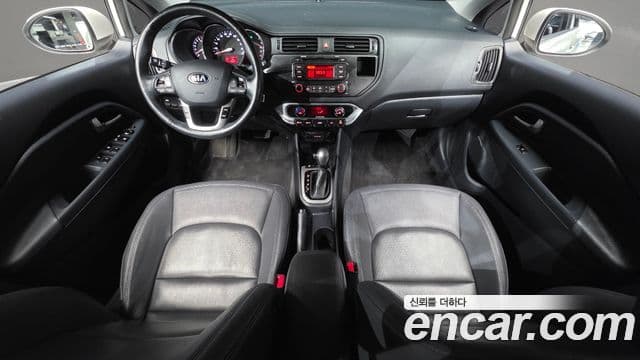 Kia All New Pride Luxury, 2014 7