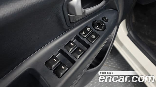 Kia All New Pride Luxury, 2014 14