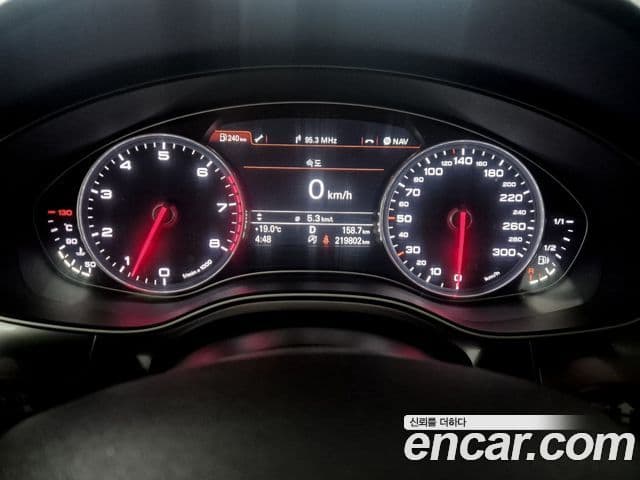 Audi New A6 C7, 2014 10