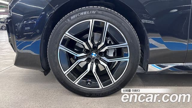 BMW 7시리즈 (G70) 740d xDrive M Sport, 2024 все фото