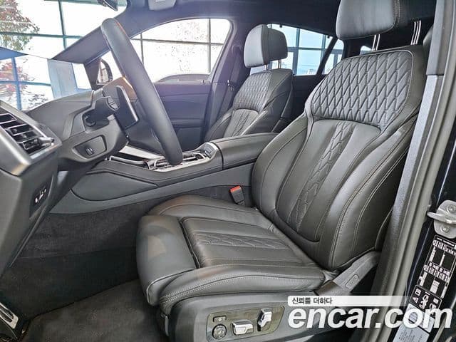 BMW X6 (G06) xDrive40i M Sport, 2025 10