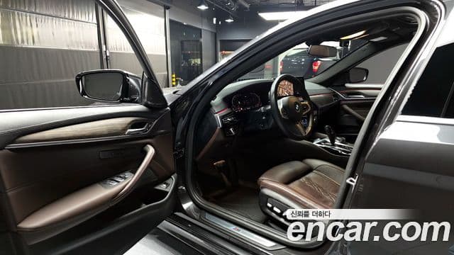 BMW 5시리즈 (G30) 530i M Sport, 2021 10