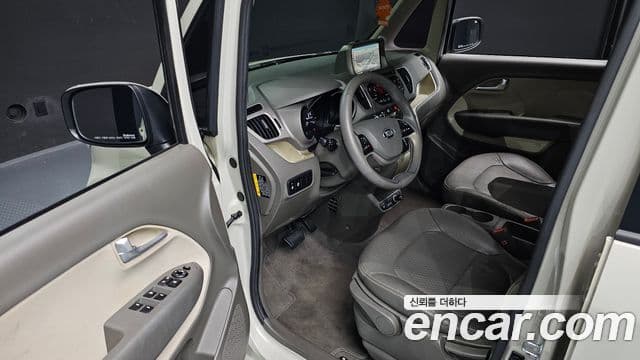 Kia Ray Luxury, 2013 11