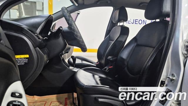 Hyundai Accent(новый кузов / новое поколение) Premier, 2012 12