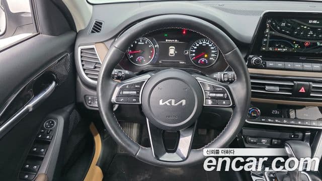 Kia Seltos Signature, 2023 13