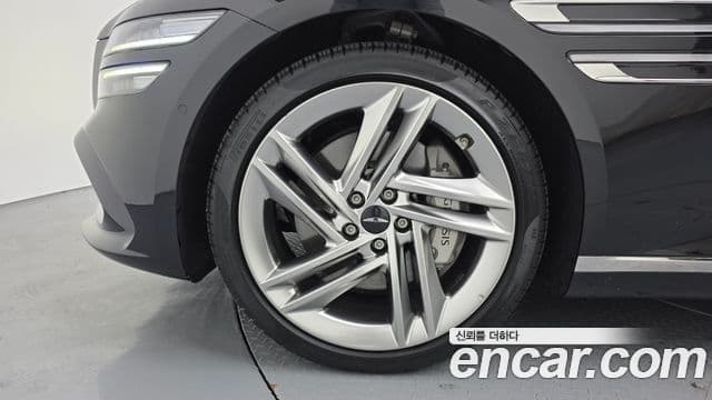 Genesis G80 (RG3) бензин 2.5 турбо AWD, 2025 все фото