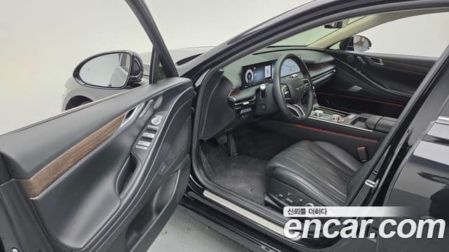 Genesis G80 (RG3) бензин 2.5 турбо AWD, 2025 10