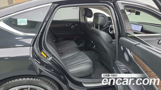Genesis G80 (RG3) бензин 2.5 турбо AWD, 2025 12