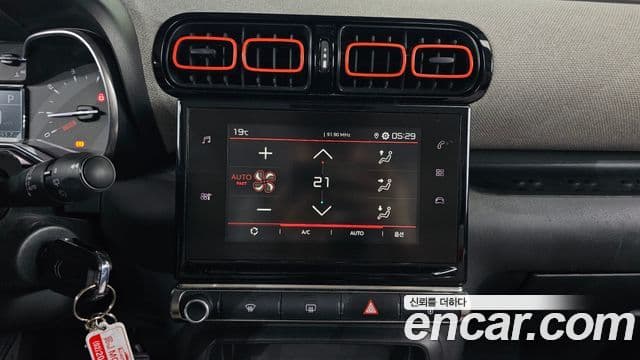 Ситроен / DS C3 Эйркросс (Aircross) 1.5 BlueHDi Feel (название комплектации), 2019 16