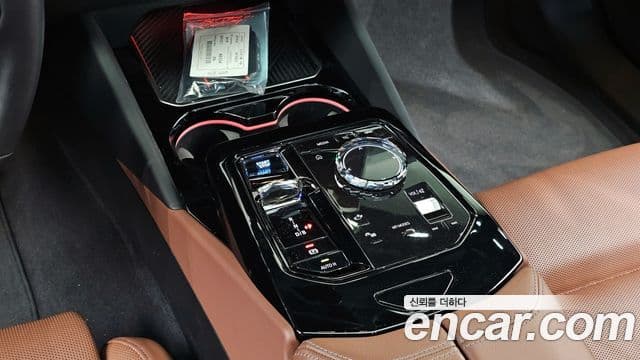 BMW i5 (G60), 2024 9