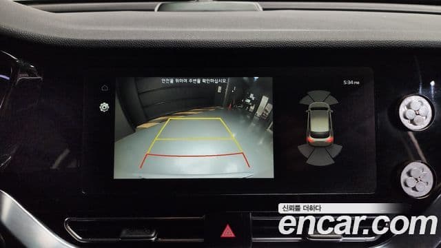 Kia Niro Plus Air (таксомоторный тип), 2023 16