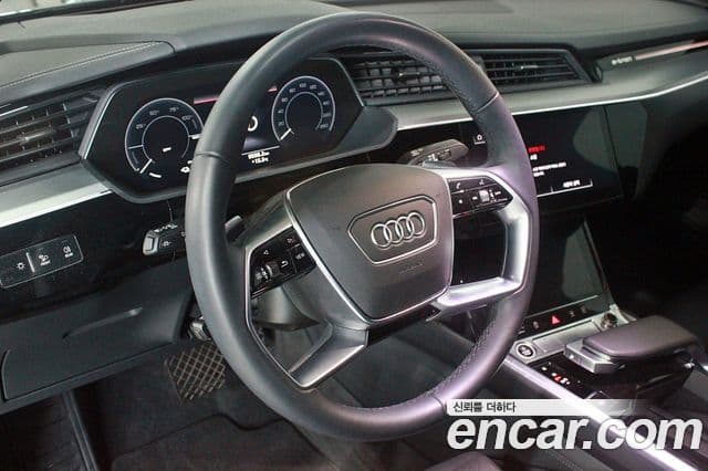 Audi e-Tron 55 Quattro Sportback, 2022 14