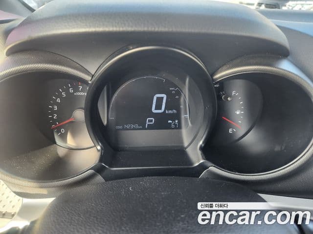 Kia Ray Luxury, 2014 8