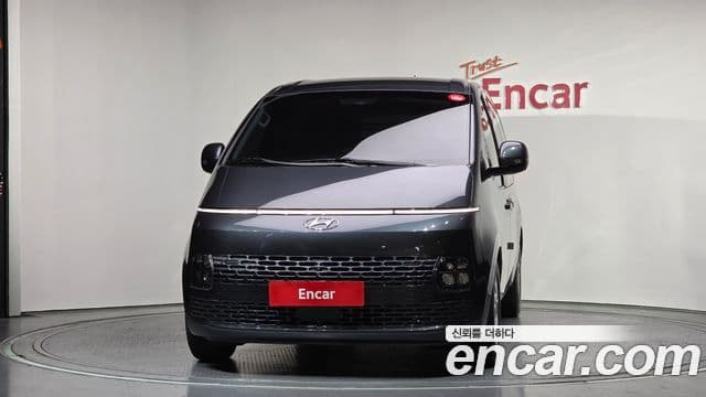 Hyundai Staria Modern, 2022 3