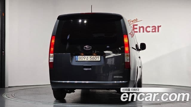 Hyundai Staria Modern, 2022 4