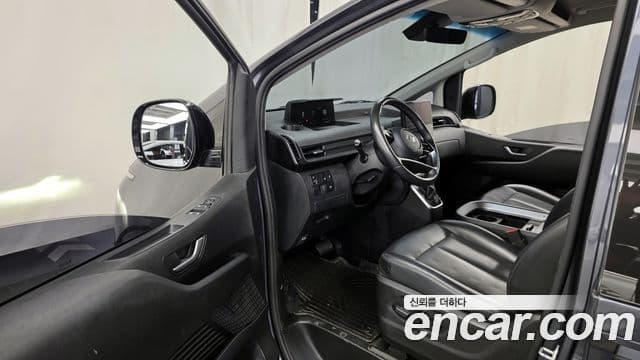 Hyundai Staria Modern, 2022 10