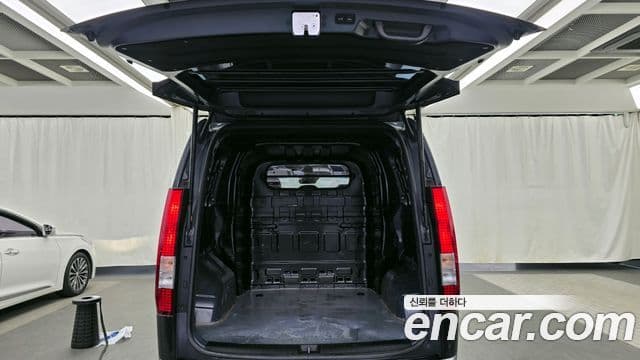 Hyundai Staria Modern, 2022 20