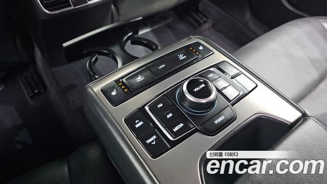 Hyundai Genesis DH Modern, 2015 17