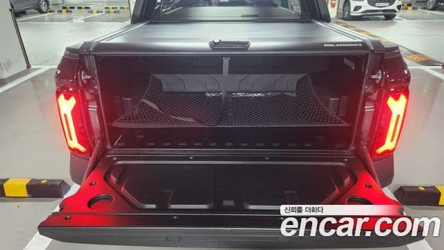 KG모빌리티(SsangYong) Musso EV (O100) Black Edge, 2026 17