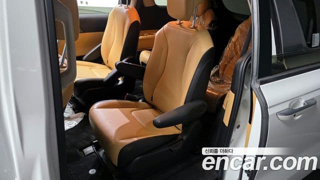 Kia Carnival 4세대 Prestige, 2023 11