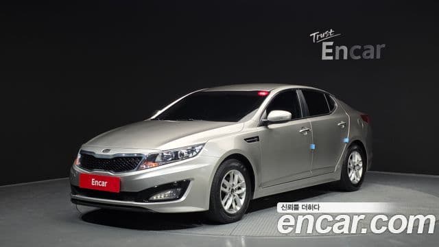 Kia K5 2.0 Deluxe, 2011 1