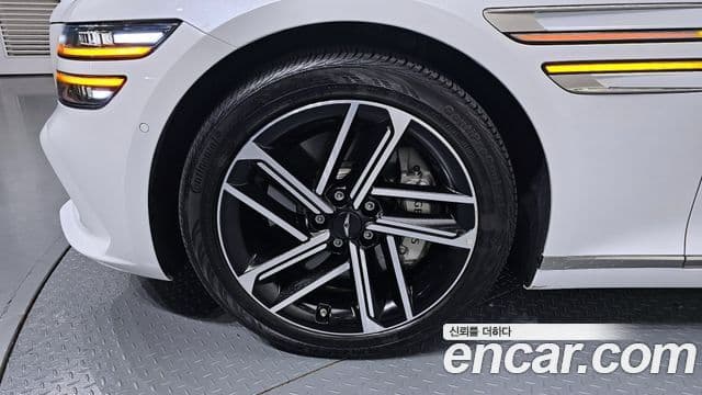 Genesis G80 (RG3) бензин 2.5 турбо 2WD, 2025 все фото