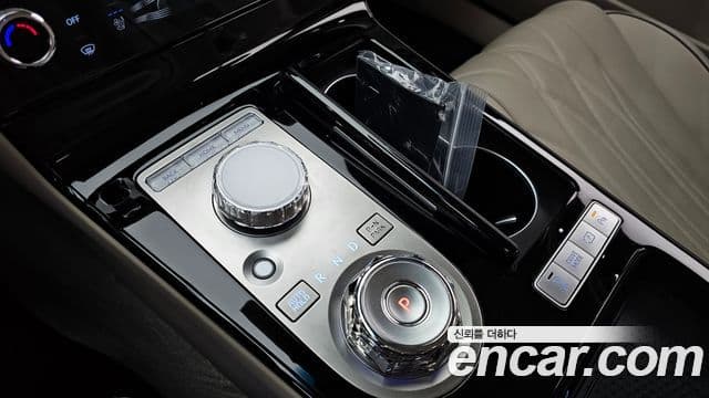 Genesis G80 (RG3) бензин 2.5 турбо 2WD, 2025 9