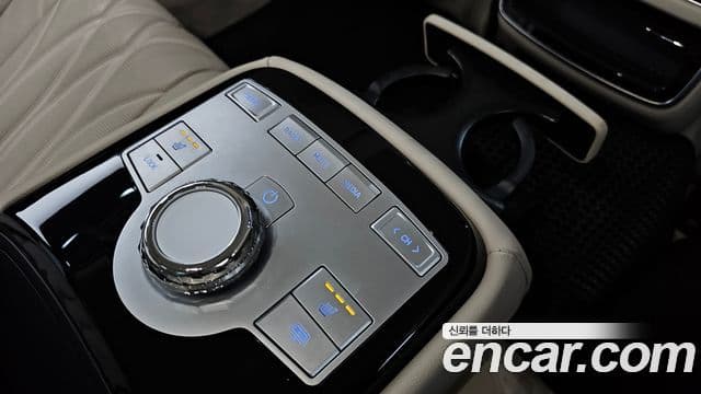 Genesis G80 (RG3) бензин 2.5 турбо 2WD, 2025 18