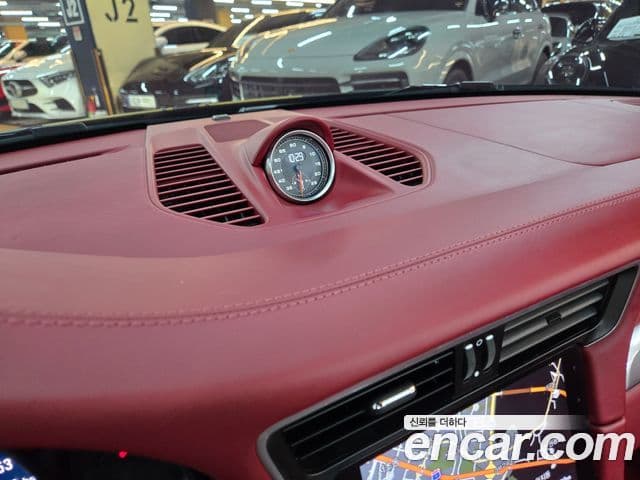 Porsche 911 991, 2018 14