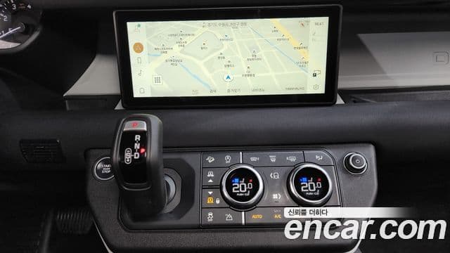 Land Rover Defender (L663) 110 P300 X-Dynamic SE, 2023 14