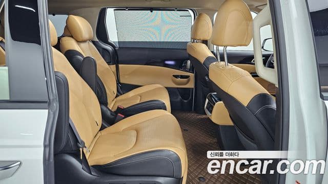 Kia Carnival 4세대 Signature, 2023 12