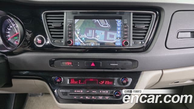 Kia All New Carnival Prestige, 2017 16