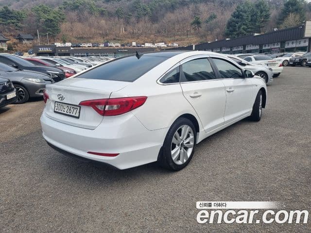 Hyundai LF Sonata Style, 2018 7
