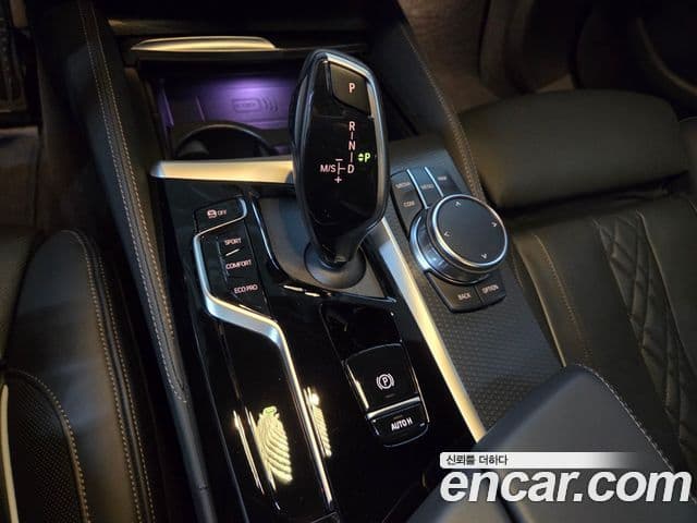 BMW 5시리즈 (G30) 523d M Sport, 2023 9