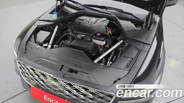 Genesis G80 (RG3) бензин 2.5 турбо AWD, 2025 6