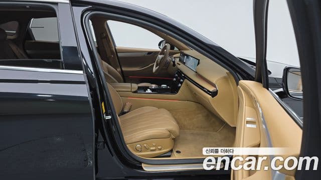 Genesis G80 (RG3) бензин 2.5 турбо AWD, 2025 11