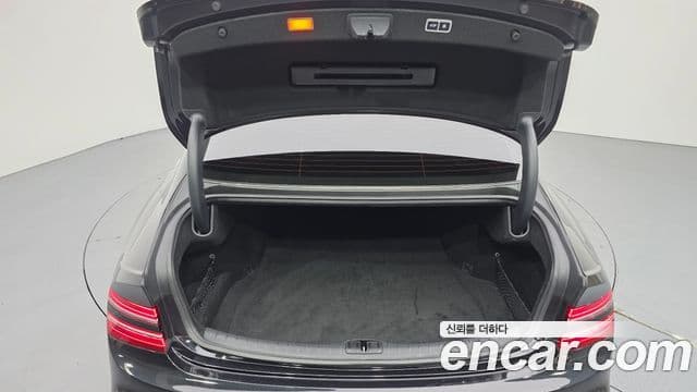 Genesis G80 (RG3) бензин 2.5 турбо AWD, 2025 20