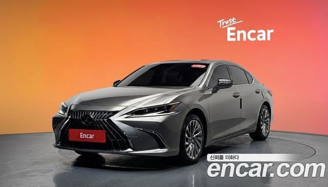 Lexus ES300h 7세대 Executive, 2025 1