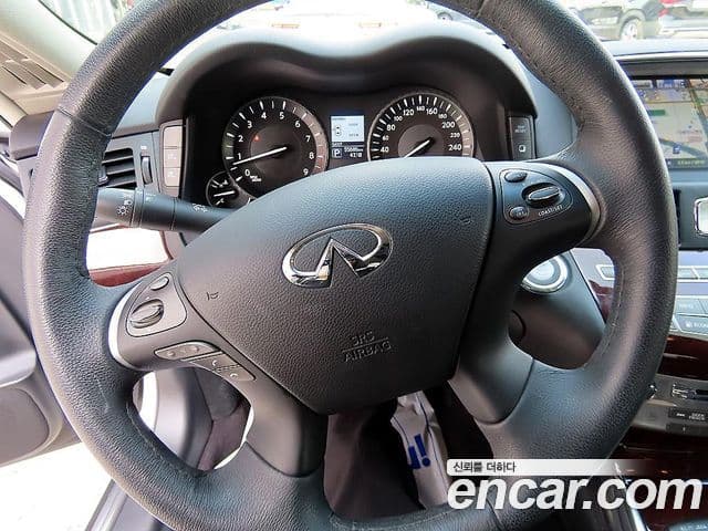 Infiniti Q70 Style, 2016 8