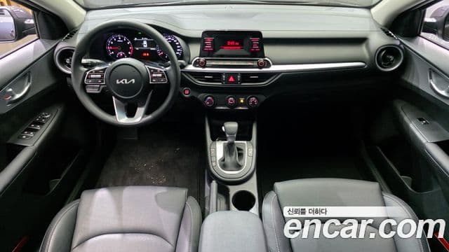 Kia The / новый New K3 2세대 Trendy, 2023 7