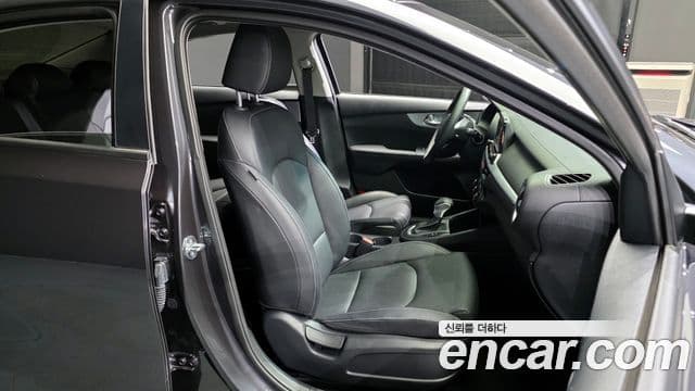 Kia The / новый New K3 2세대 Trendy, 2023 12