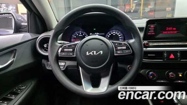 Kia The / новый New K3 2세대 Trendy, 2023 13