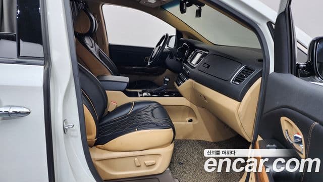 Kia All New Carnival Noblesse, 2017 11