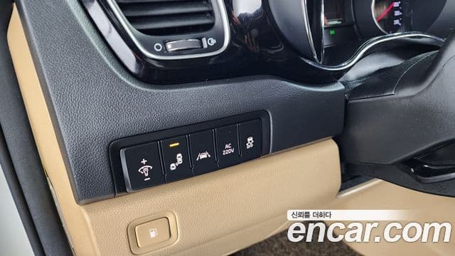 Kia All New Carnival Noblesse, 2017 16