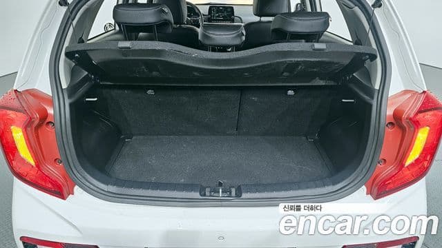 Kia Morning Urban (JA) Prestige, 2023 20