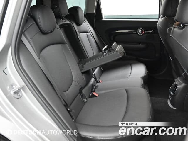 Mini Cooper 클럽맨 2세대, 2024 12