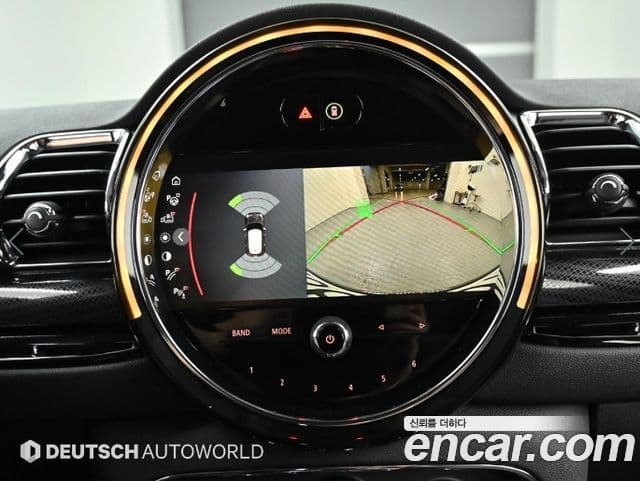 Mini Cooper 클럽맨 2세대, 2024 15