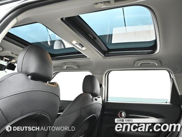 Mini Cooper 클럽맨 2세대, 2024 18