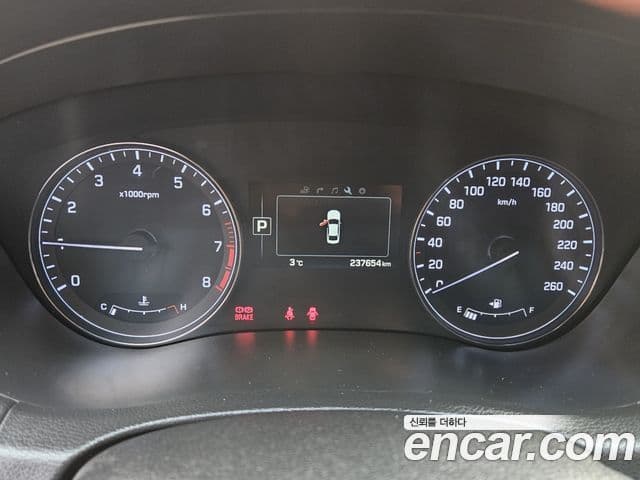 Hyundai Genesis DH Modern, 2014 11